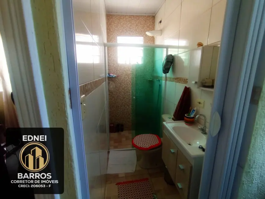 Foto 2 de Casa com 1 quarto à venda em Jardim Rio Branco, Sao Vicente - SP