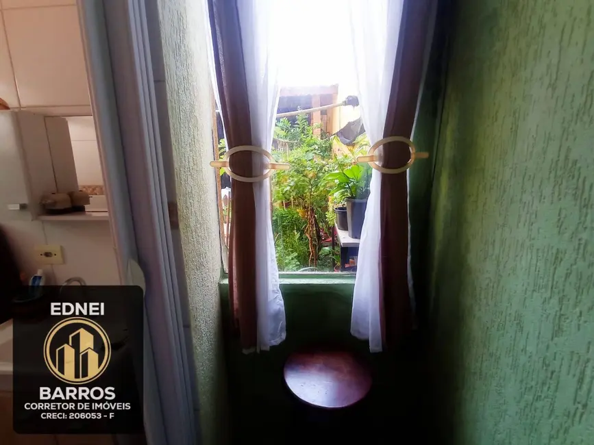 Foto 4 de Casa com 1 quarto à venda em Jardim Rio Branco, Sao Vicente - SP