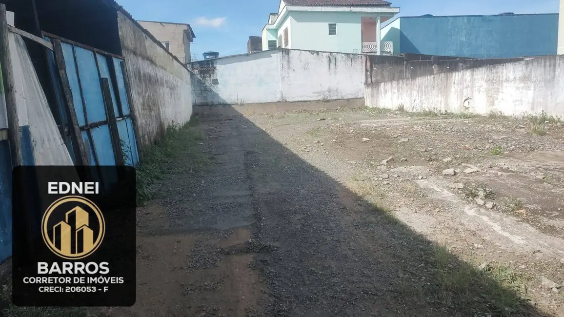 Foto 2 de Terreno / Lote para alugar, 360m2 em Jardim Rio Branco, Sao Vicente - SP