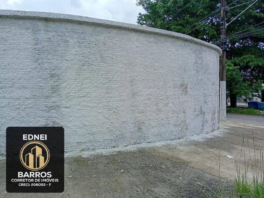 Foto 3 de Casa com 2 quartos à venda, 270m2 em Parque Continental, Sao Vicente - SP