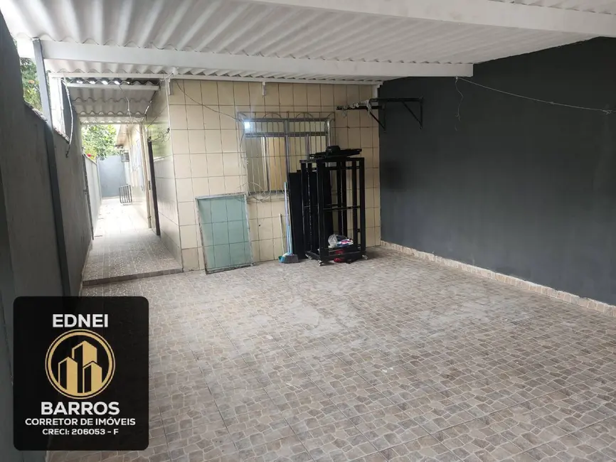 Foto 4 de Casa com 2 quartos à venda, 150m2 em Jardim Rio Branco, Sao Vicente - SP