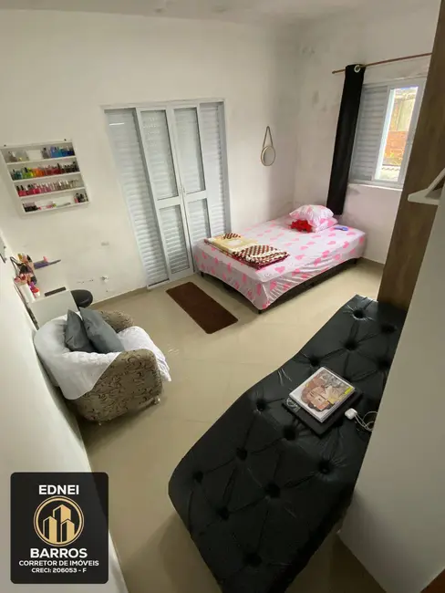 Foto 8 de Sobrado com 3 quartos à venda, 125m2 em Ribeirópolis, Praia Grande - SP