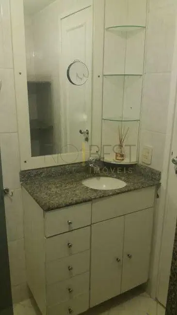 Foto 9 de Apartamento com 4 quartos à venda, 150m2 em Rio De Janeiro - RJ