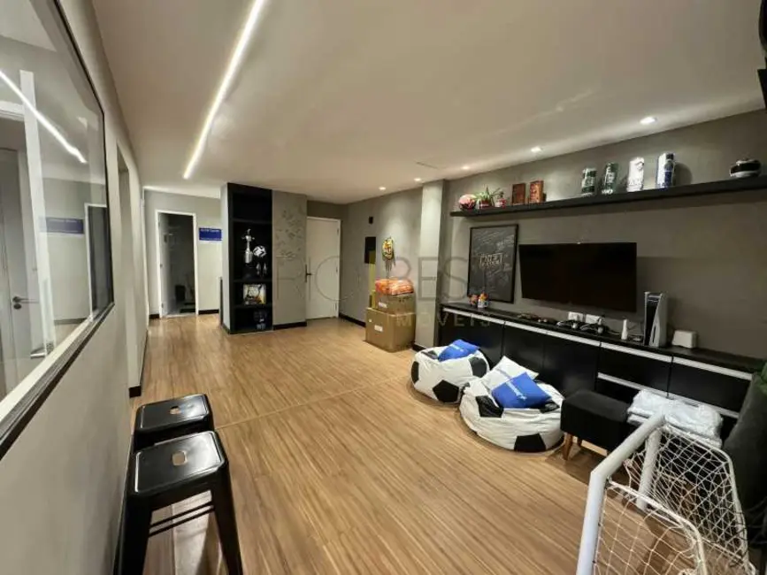 Sala Comercial à venda e para alugar, 140m2 em Rio De Janeiro - RJ - imagem 9 Foto 9 de Sala Comercial à venda e para alugar, 140m2 em Rio De Janeiro - RJ