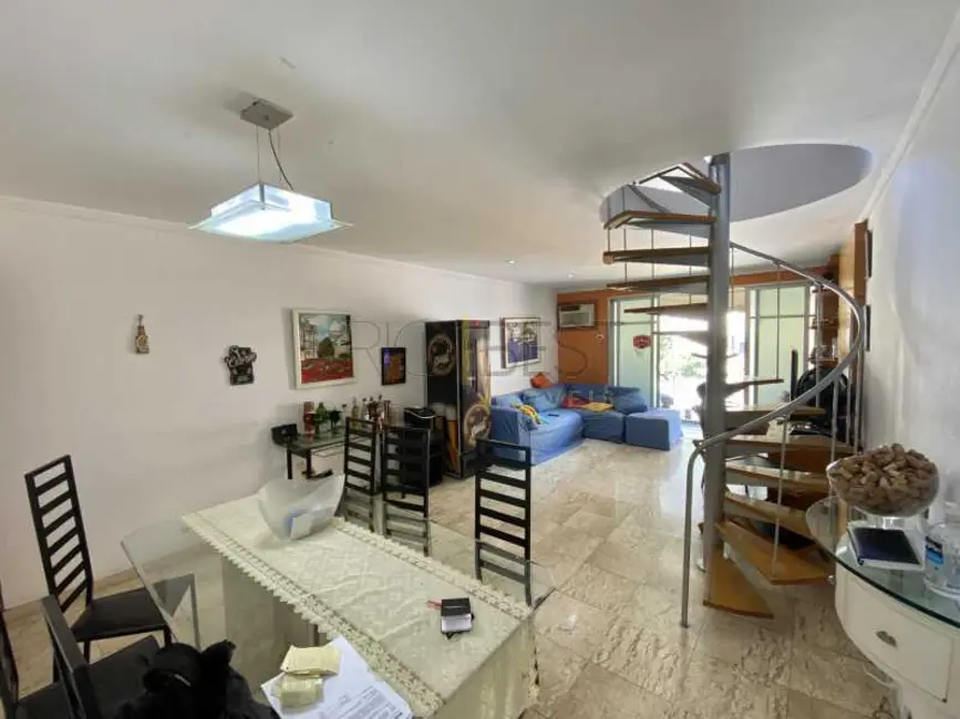 Foto 4 de Cobertura com 3 quartos à venda, 150m2 em Rio De Janeiro - RJ