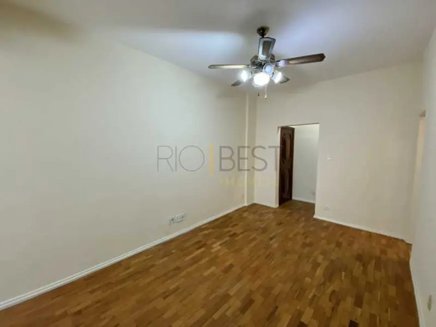 Foto 2 de Apartamento com 3 quartos à venda, 96m2 em Rio De Janeiro - RJ