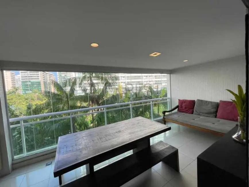 Foto 2 de Apartamento com 3 quartos à venda, 160m2 em Rio De Janeiro - RJ