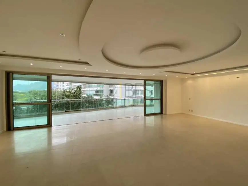Foto 1 de Apartamento com 4 quartos à venda e para alugar, 330m2 em Rio De Janeiro - RJ
