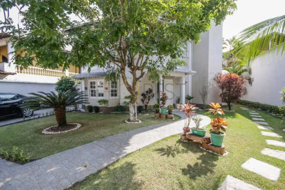 Foto 2 de Casa de Condomínio com 4 quartos à venda, 574m2 em Rio De Janeiro - RJ