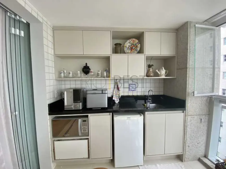 Apartamento com 4 quartos à venda, 160m2 em Rio De Janeiro - RJ - imagem 8 Foto 8 de Apartamento com 4 quartos à venda, 160m2 em Rio De Janeiro - RJ