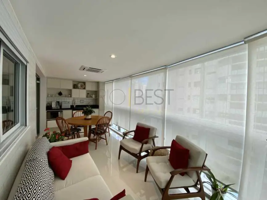 Apartamento com 4 quartos à venda, 160m2 em Rio De Janeiro - RJ - imagem 6 Foto 6 de Apartamento com 4 quartos à venda, 160m2 em Rio De Janeiro - RJ