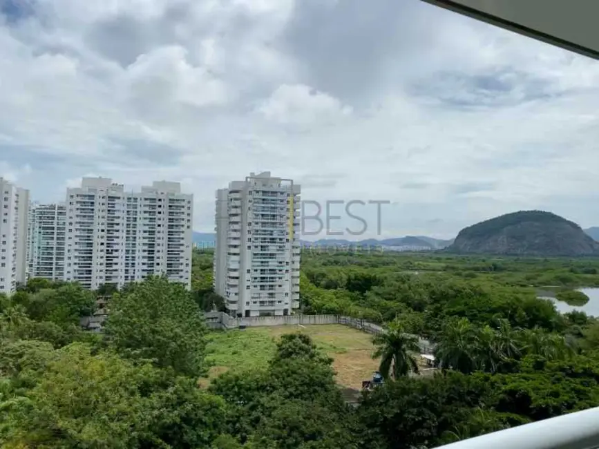 Apartamento com 3 quartos à venda e para alugar, 127m2 em Rio De Janeiro - RJ - imagem 4 Foto 4 de Apartamento com 3 quartos à venda e para alugar, 127m2 em Rio De Janeiro - RJ