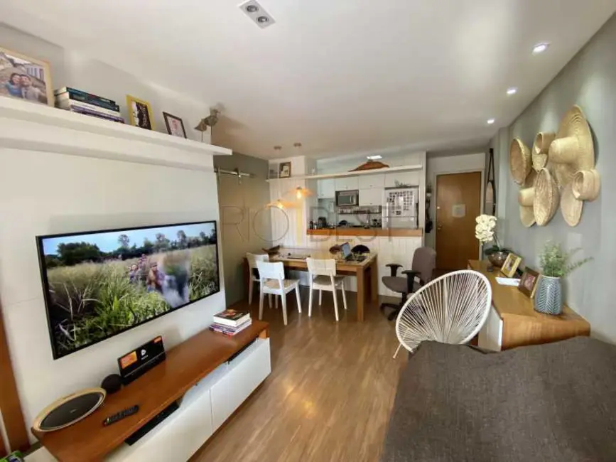 Foto 3 de Apartamento com 3 quartos à venda e para alugar, 80m2 em Rio De Janeiro - RJ