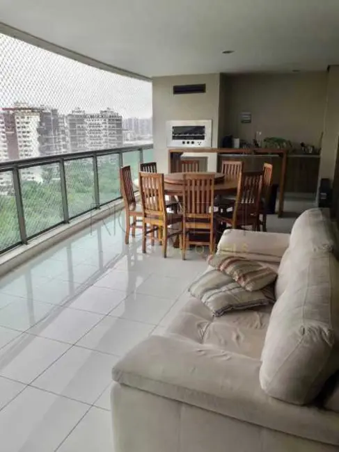 Foto 1 de Apartamento com 4 quartos à venda e para alugar, 231m2 em Rio De Janeiro - RJ