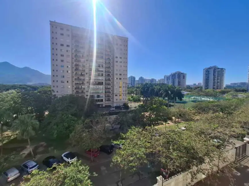 Foto 2 de Apartamento com 2 quartos à venda, 80m2 em Rio De Janeiro - RJ