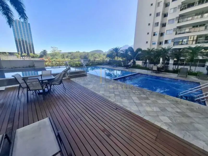 Foto 6 de Apartamento com 2 quartos à venda, 80m2 em Rio De Janeiro - RJ