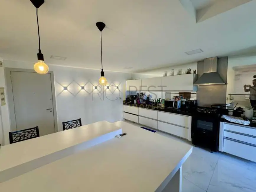 Foto 9 de Apartamento com 3 quartos à venda, 157m2 em Rio De Janeiro - RJ