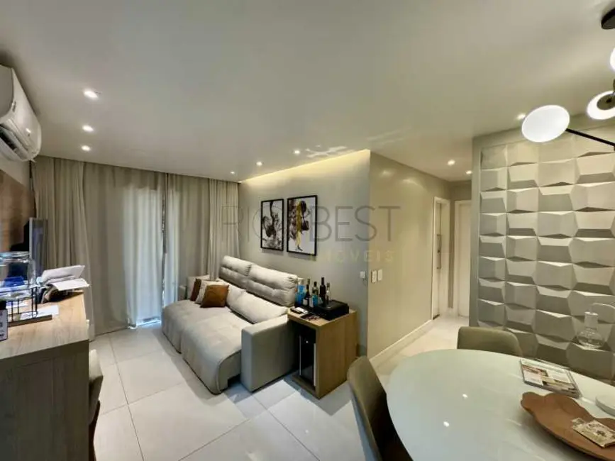 Apartamento com 2 quartos à venda, 77m2 em Rio De Janeiro - RJ - imagem 6 Foto 6 de Apartamento com 2 quartos à venda, 77m2 em Rio De Janeiro - RJ
