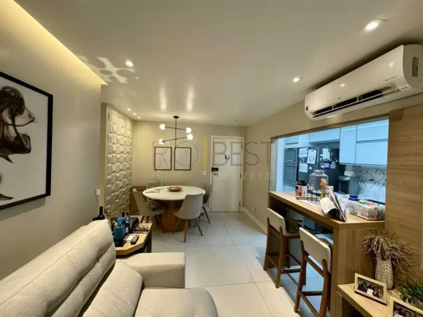 Apartamento com 2 quartos à venda, 77m2 em Rio De Janeiro - RJ - imagem 4 Foto 4 de Apartamento com 2 quartos à venda, 77m2 em Rio De Janeiro - RJ