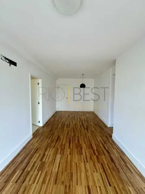 Foto 3 de Apartamento com 2 quartos à venda, 76m2 em Rio De Janeiro - RJ