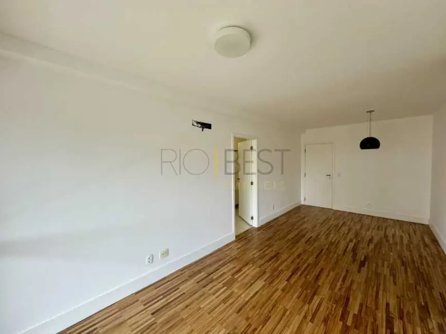 Foto 2 de Apartamento com 2 quartos à venda, 76m2 em Rio De Janeiro - RJ