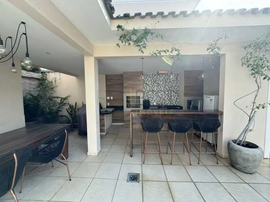 Foto 2 de Casa de Condomínio com 5 quartos para alugar, 474m2 em Rio De Janeiro - RJ