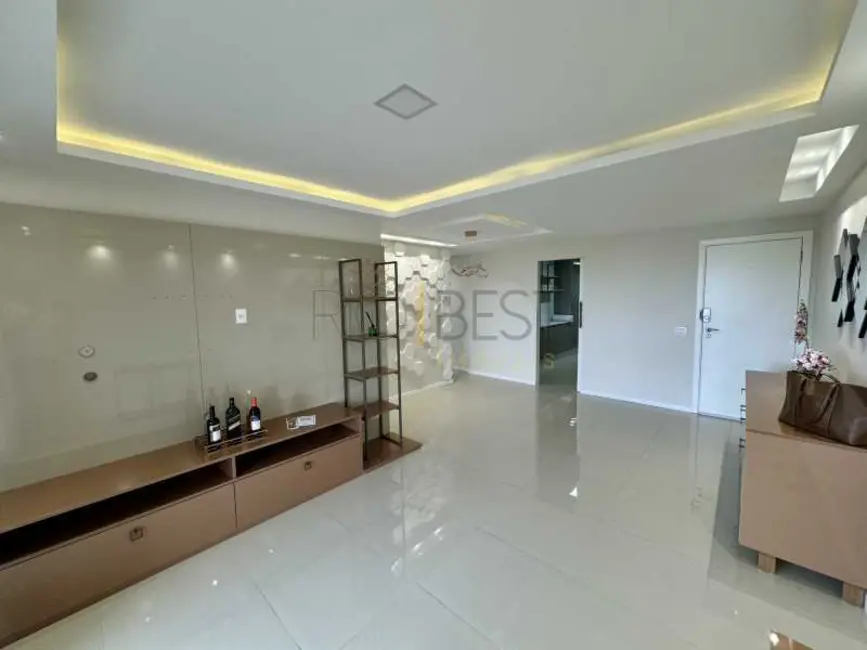 Foto 5 de Apartamento com 3 quartos para alugar, 126m2 em Rio De Janeiro - RJ