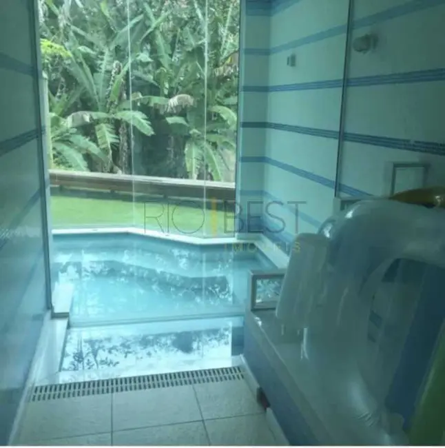 Foto 4 de Casa de Condomínio com 5 quartos para alugar, 1000m2 em Rio De Janeiro - RJ