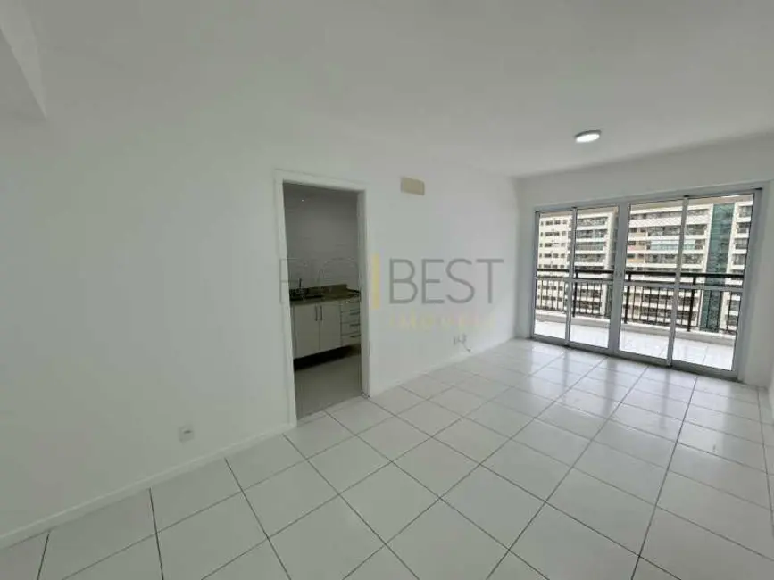 Foto 5 de Apartamento com 2 quartos para alugar, 76m2 em Rio De Janeiro - RJ