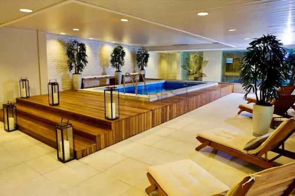 Apartamento com 4 quartos para alugar, 306m2 em Rio De Janeiro - RJ - imagem 4 Foto 4 de Apartamento com 4 quartos para alugar, 306m2 em Rio De Janeiro - RJ