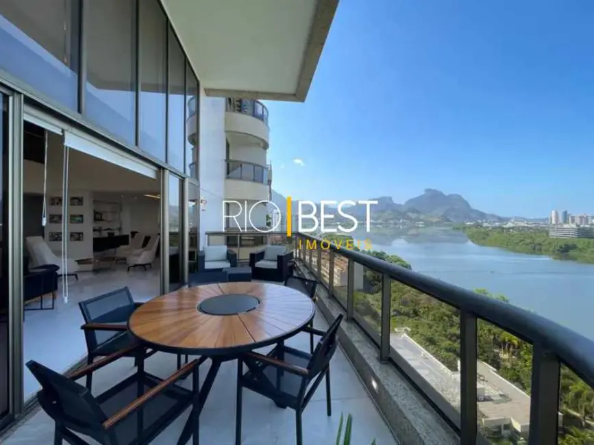Foto 2 de Apartamento com 4 quartos à venda e para alugar, 267m2 em Rio De Janeiro - RJ