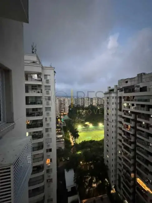 Foto 3 de Apartamento com 3 quartos à venda, 90m2 em Rio De Janeiro - RJ