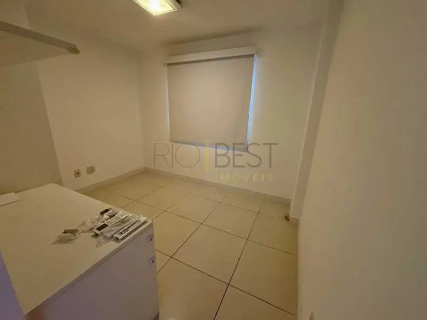 Apartamento com 3 quartos para alugar, 112m2 em Rio De Janeiro - RJ - imagem 7 Foto 7 de Apartamento com 3 quartos para alugar, 112m2 em Rio De Janeiro - RJ