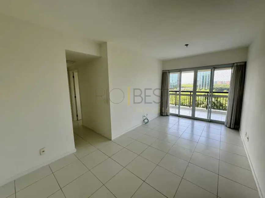 Foto 1 de Apartamento com 2 quartos para alugar, 75m2 em Rio De Janeiro - RJ