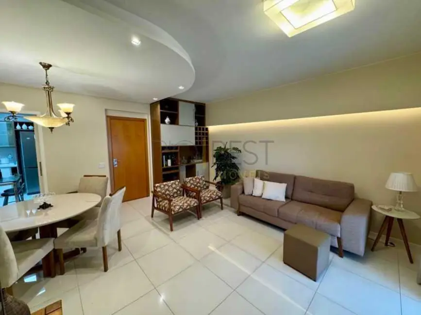 Apartamento com 3 quartos à venda e para alugar, 121m2 em Rio De Janeiro - RJ - imagem 3 Foto 3 de Apartamento com 3 quartos à venda e para alugar, 121m2 em Rio De Janeiro - RJ