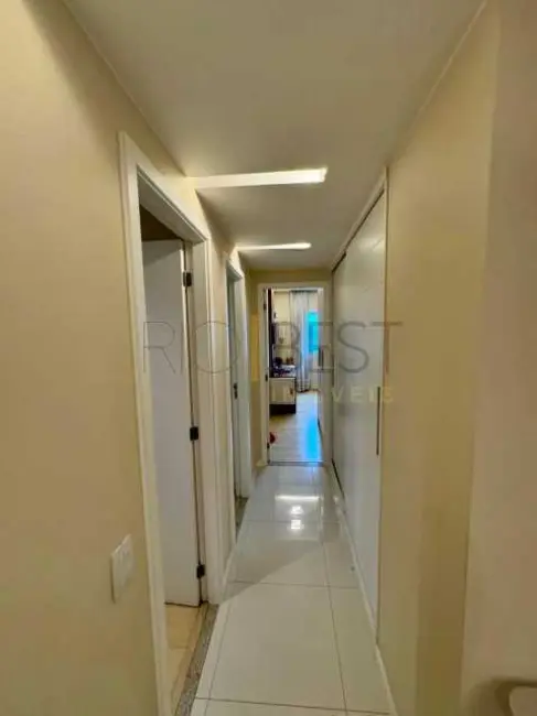 Apartamento com 3 quartos à venda e para alugar, 121m2 em Rio De Janeiro - RJ - imagem 8 Foto 8 de Apartamento com 3 quartos à venda e para alugar, 121m2 em Rio De Janeiro - RJ