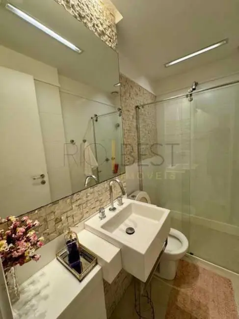 Apartamento com 3 quartos à venda e para alugar, 121m2 em Rio De Janeiro - RJ - imagem 7 Foto 7 de Apartamento com 3 quartos à venda e para alugar, 121m2 em Rio De Janeiro - RJ