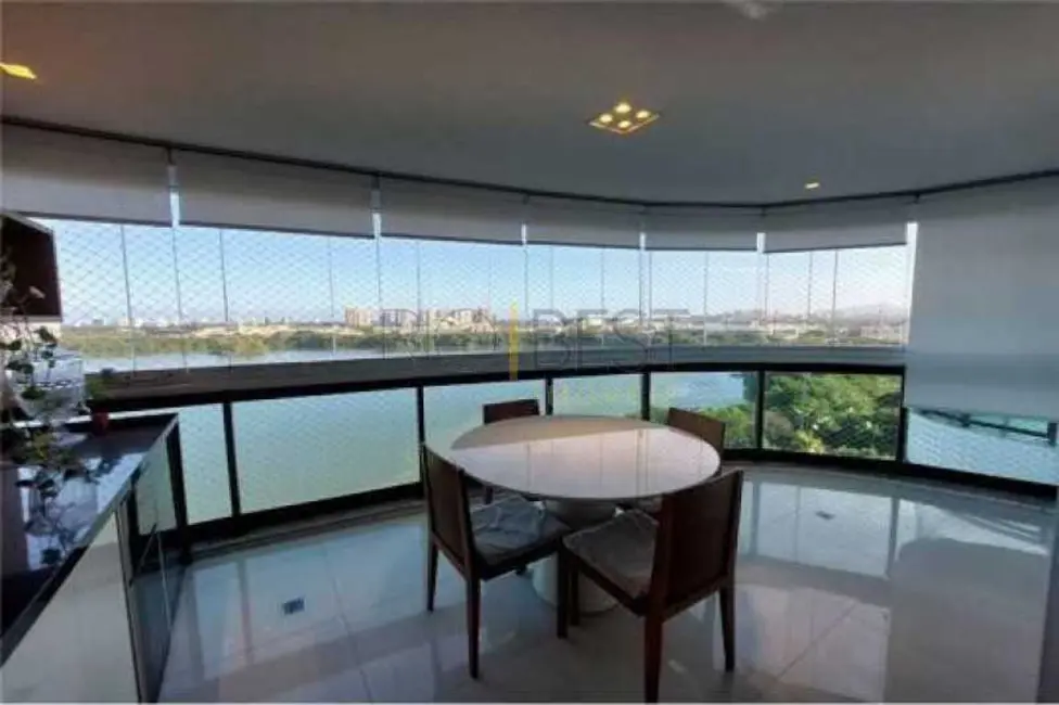 Apartamento com 4 quartos à venda, 131m2 em Rio De Janeiro - RJ - imagem 3 Foto 3 de Apartamento com 4 quartos à venda, 131m2 em Rio De Janeiro - RJ