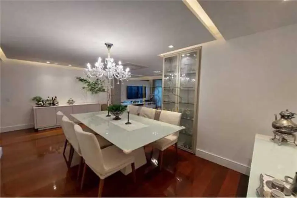 Apartamento com 4 quartos à venda, 131m2 em Rio De Janeiro - RJ - imagem 5 Foto 5 de Apartamento com 4 quartos à venda, 131m2 em Rio De Janeiro - RJ