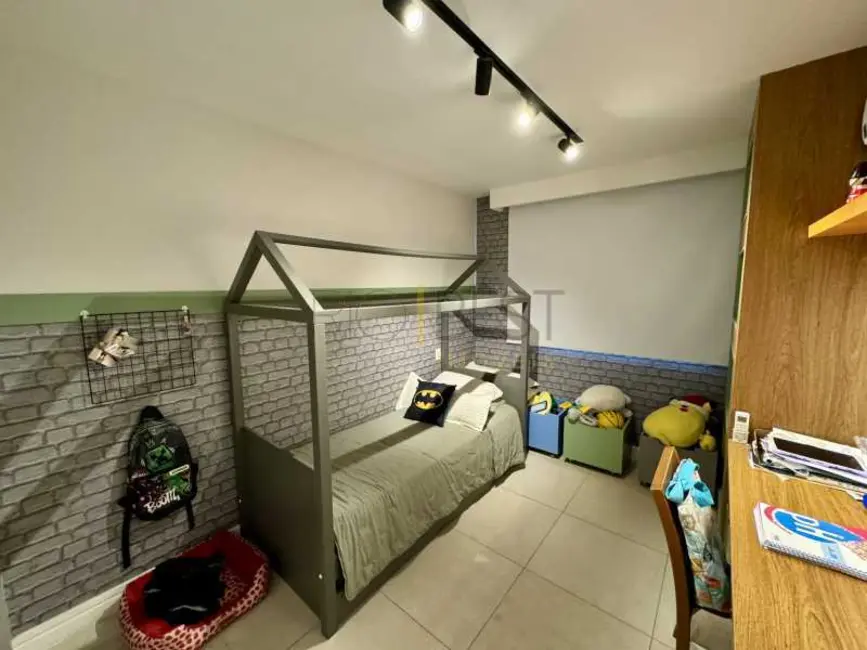 Foto 8 de Apartamento com 4 quartos à venda, 170m2 em Rio De Janeiro - RJ