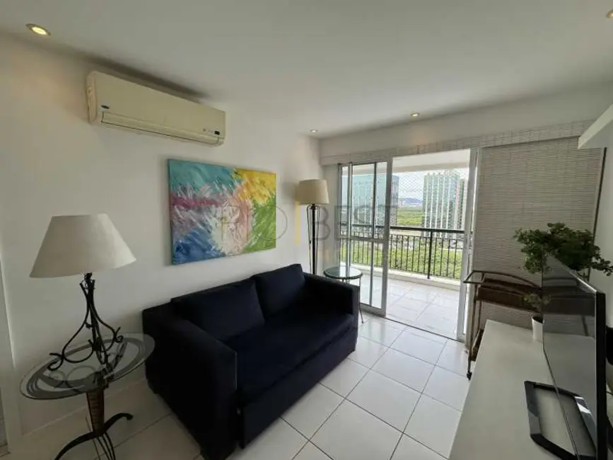 Foto 2 de Apartamento com 2 quartos à venda, 77m2 em Rio De Janeiro - RJ