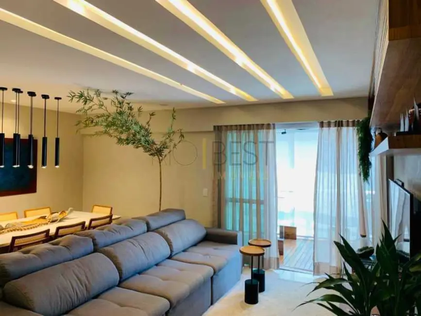 Apartamento com 2 quartos para alugar, 110m2 em Rio De Janeiro - RJ - imagem 3 Foto 3 de Apartamento com 2 quartos para alugar, 110m2 em Rio De Janeiro - RJ