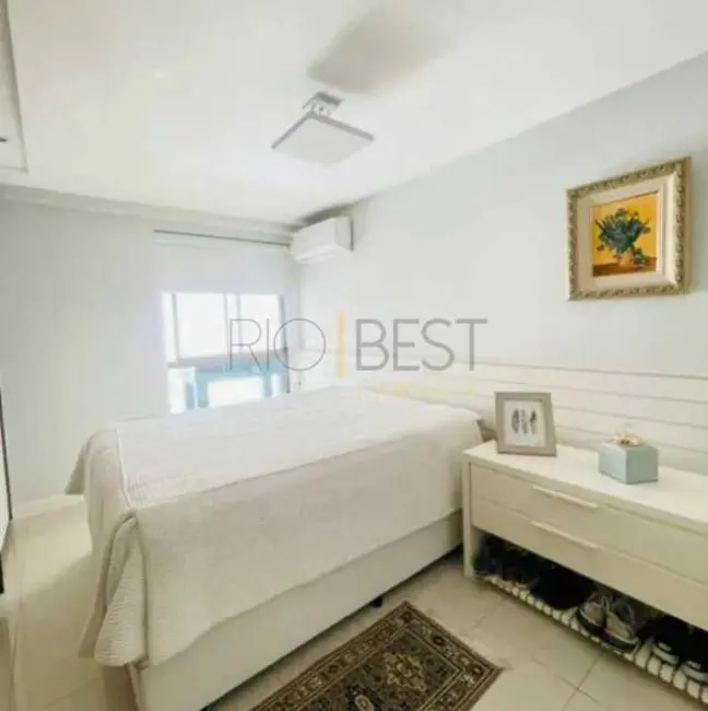 Cobertura com 4 quartos para alugar, 315m2 em Rio De Janeiro - RJ - imagem 5 Foto 5 de Cobertura com 4 quartos para alugar, 315m2 em Rio De Janeiro - RJ