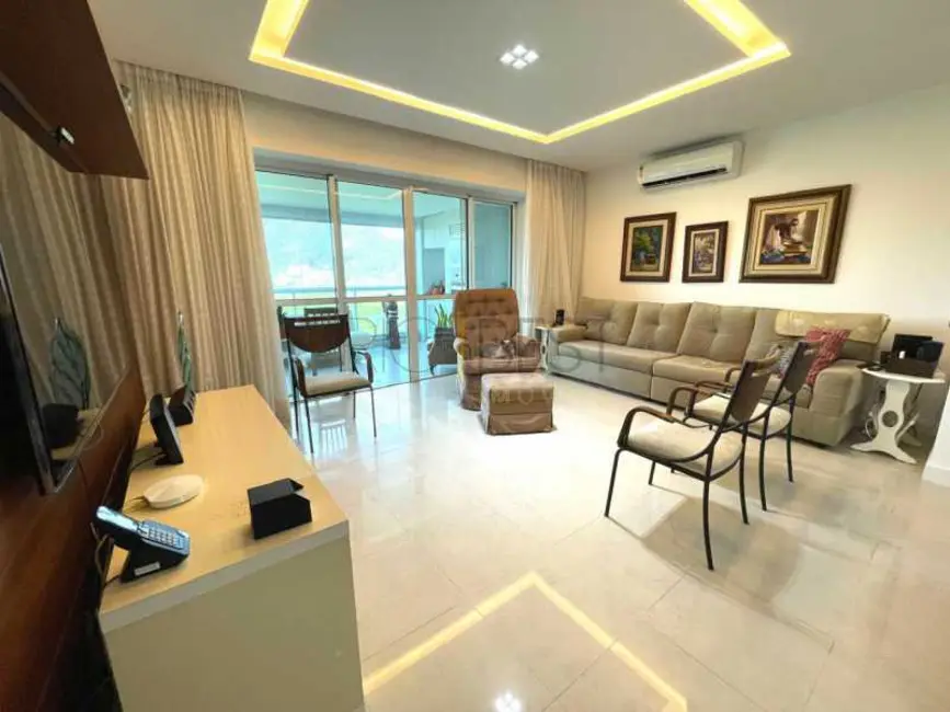 Foto 3 de Apartamento com 4 quartos à venda, 153m2 em Rio De Janeiro - RJ