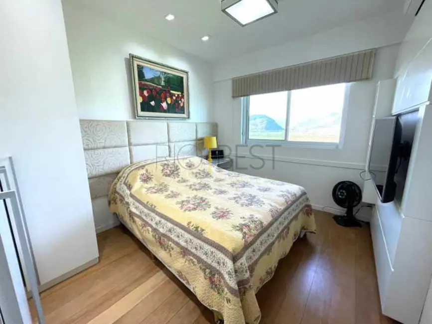 Foto 7 de Apartamento com 4 quartos à venda, 153m2 em Rio De Janeiro - RJ