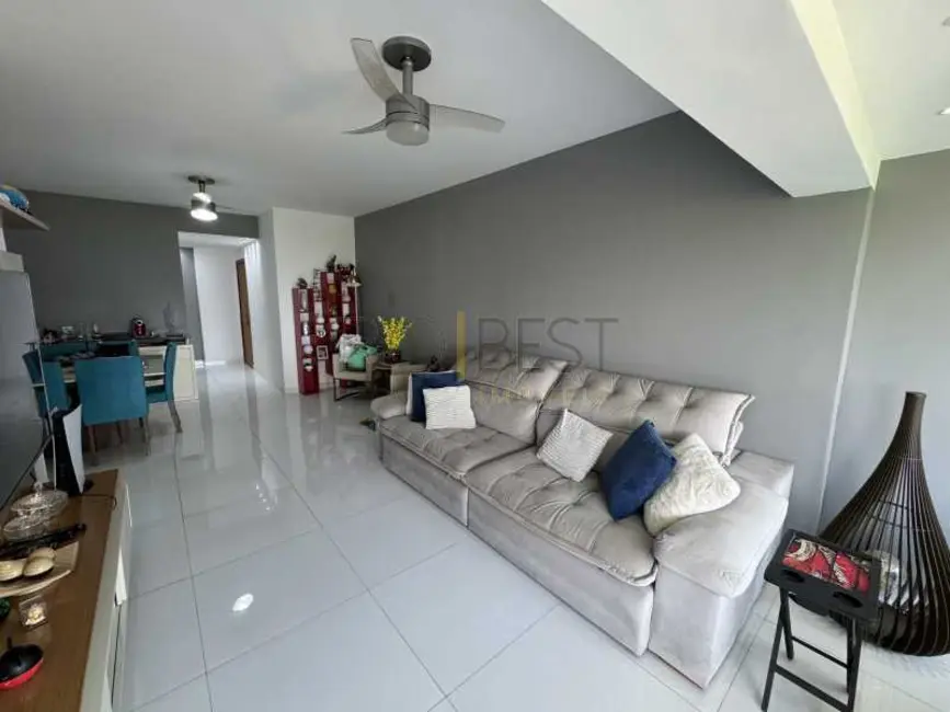 Foto 4 de Apartamento com 4 quartos à venda, 150m2 em Rio De Janeiro - RJ