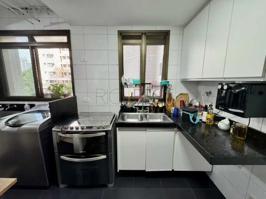 Foto 8 de Apartamento com 4 quartos à venda, 157m2 em Rio De Janeiro - RJ