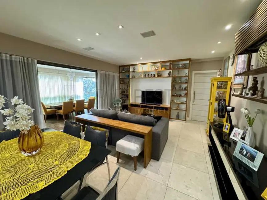 Foto 6 de Apartamento com 4 quartos à venda, 157m2 em Rio De Janeiro - RJ