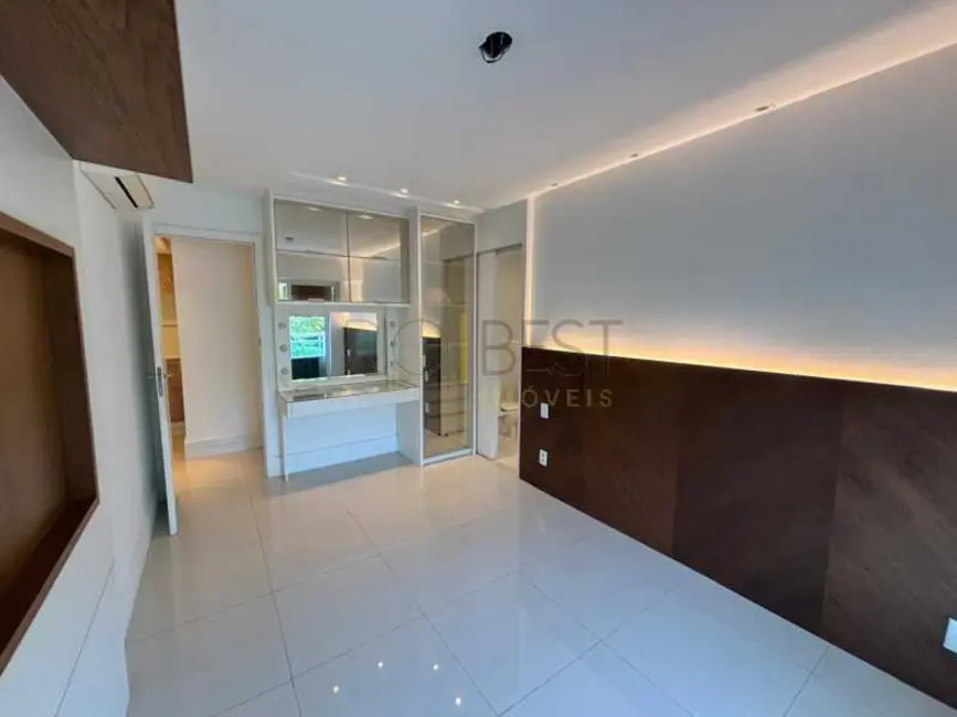 Foto 5 de Apartamento com 3 quartos para alugar, 133m2 em Rio De Janeiro - RJ