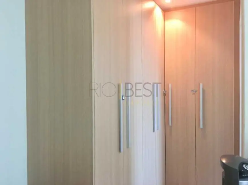 Apartamento com 3 quartos à venda, 130m2 em Rio De Janeiro - RJ - imagem 5 Foto 5 de Apartamento com 3 quartos à venda, 130m2 em Rio De Janeiro - RJ